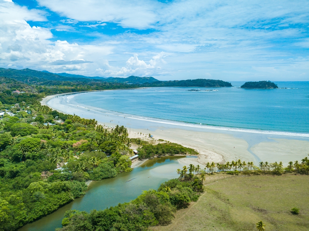 Does Buying Property in Costa Rica Grant Residency? Residency Requirements for US Citizens in 2025