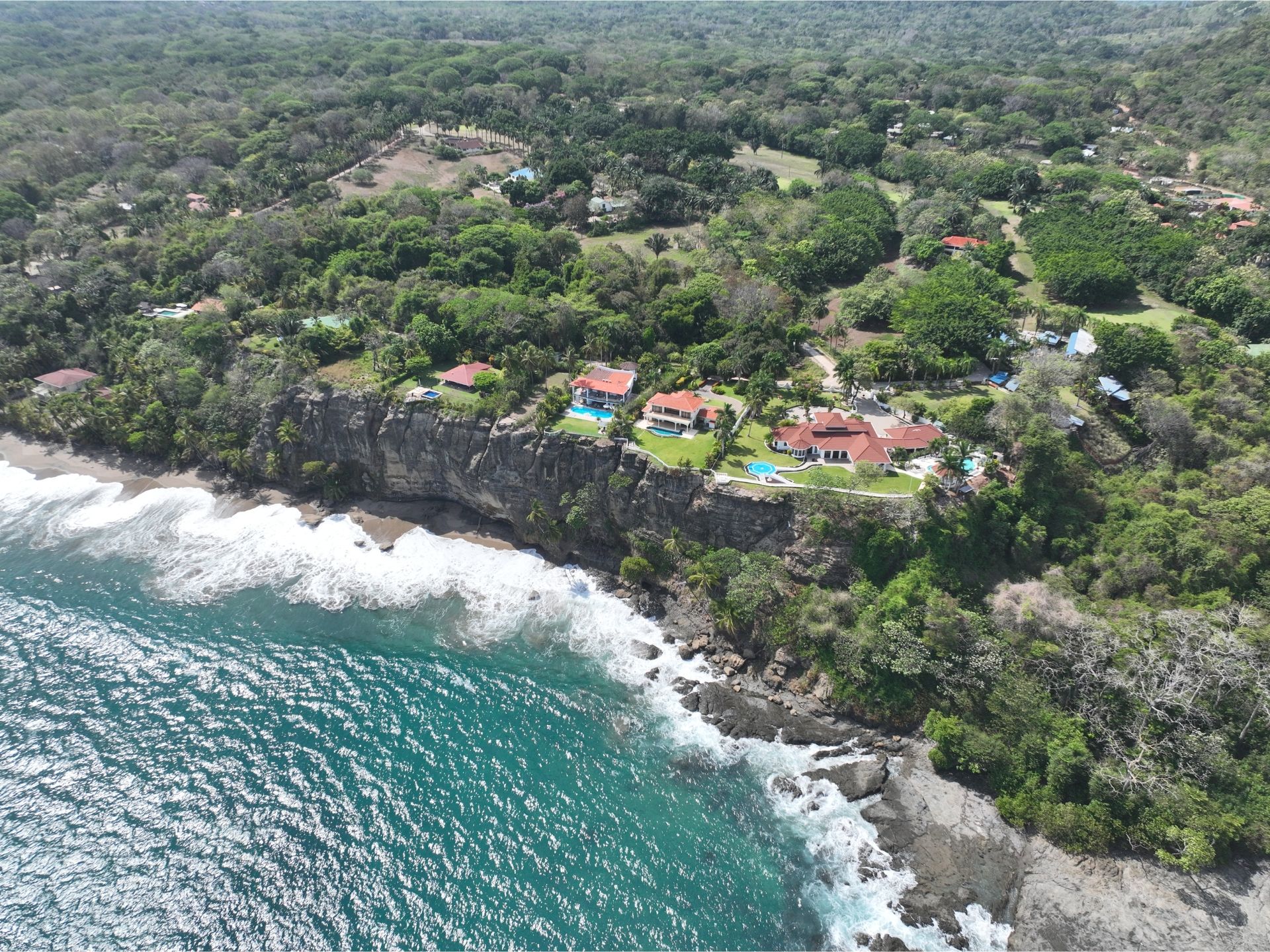 How Global Trends Affect Santa Teresa’s Property Market in 2025: What Buyers and Investors Need to Know