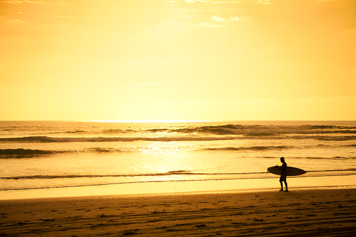 Where Is Santa Teresa, Costa Rica, and Why Are Foreign Buyers Choosing to Live and Invest Here?