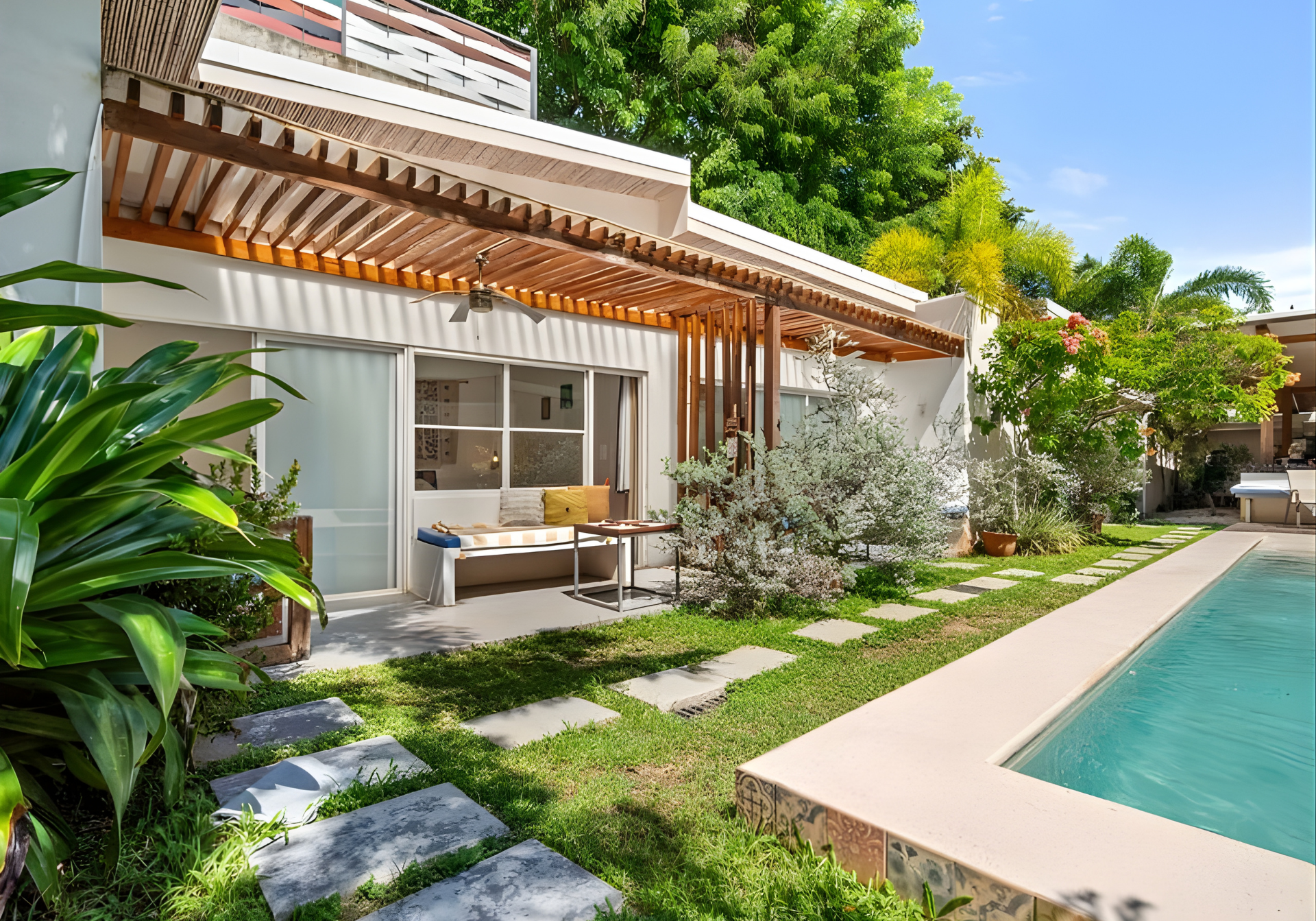Buy a Business or Hotel in Costa Rica with Expert Help
