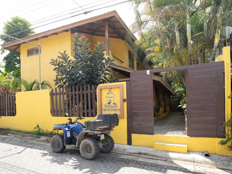 Apartments for Sale in Playa Carmen Santa Teresa: Six-Unit Investment at $715K
